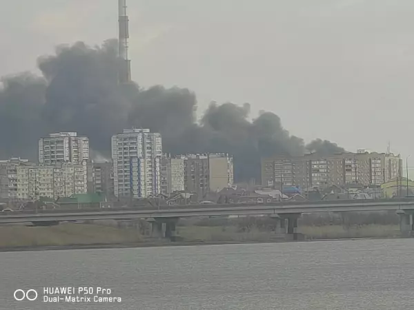 Фото к материалу: На площади 700 квадратов в Волгодонске горит мусор