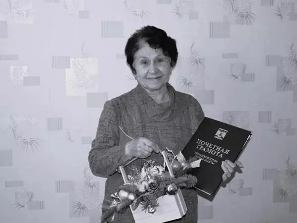 Фото к материалу: В Шахтах простились с экологом и общественницей Галиной Белоконевой