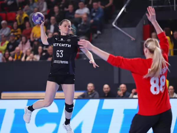 Фото к материалу: ГК «Ростов-Дон» проиграл «Астраханочке» со счетом 27:30