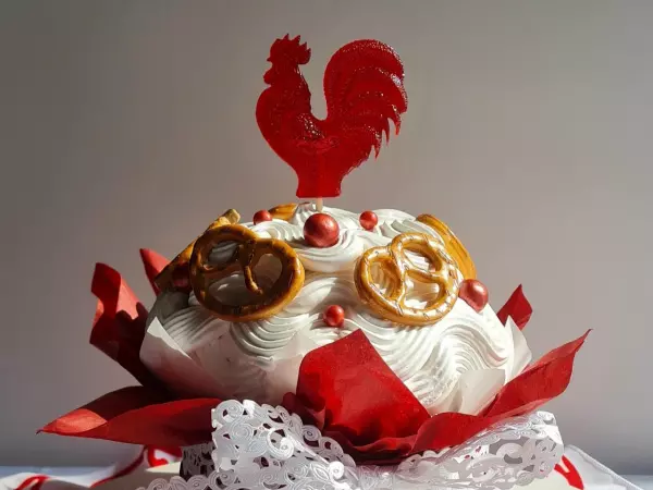 Фото к материалу: От гжели до петушков и матрешек: ростовский кондитер назвала пасхальные тренды - 2026