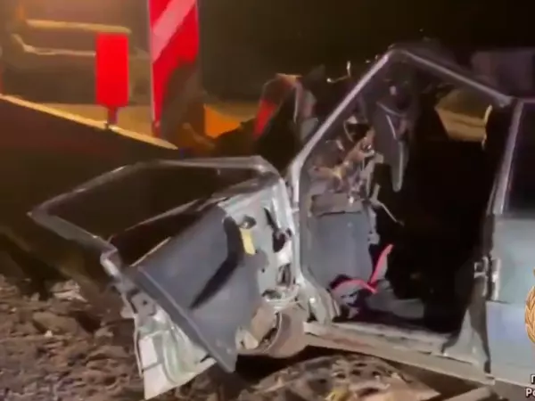 Фото к материалу: В Ростовской области 31-летний водитель насмерть врезался в бетонные блоки