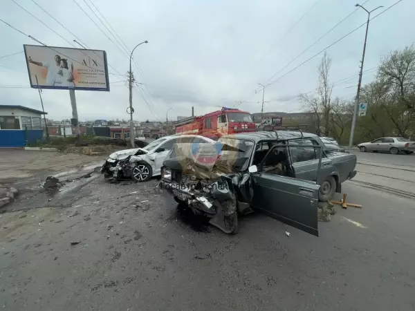 Фото к материалу: В Саратове в ДТП с грузовиком погиб мужчина