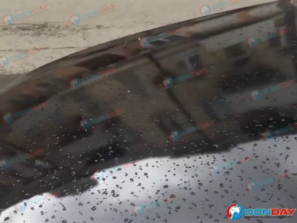 Фото к материалу: В Ростове городскую набережную накрыл град с дождем