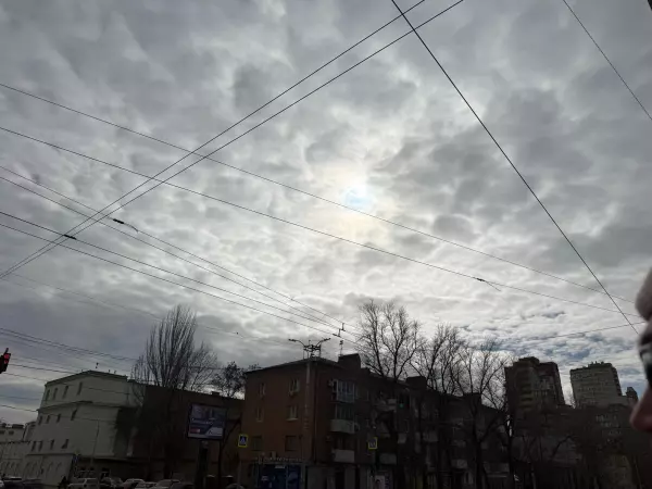 Фото к материалу: В Ростовской области в начале рабочей недели ожидаются дожди и грозы 