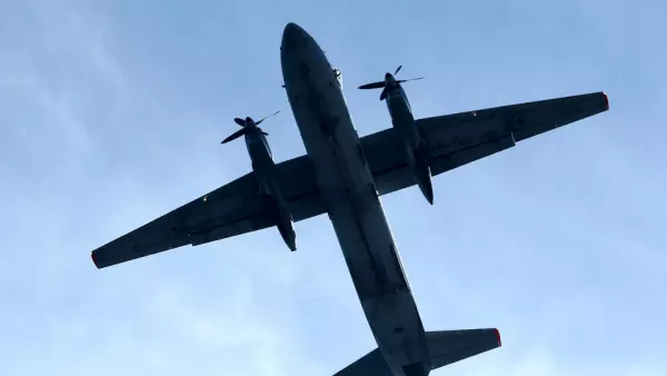 Фото к материалу: Военный самолет Ан-26 ВКС РФ разбился в Крыму: что известно о крушении