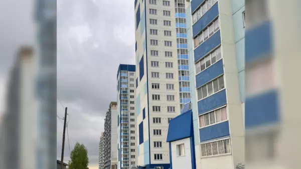 Фото к материалу: «Пизанская башня» на Рябиновой: 18-этажка в Новосибирске накренилась на 20 см