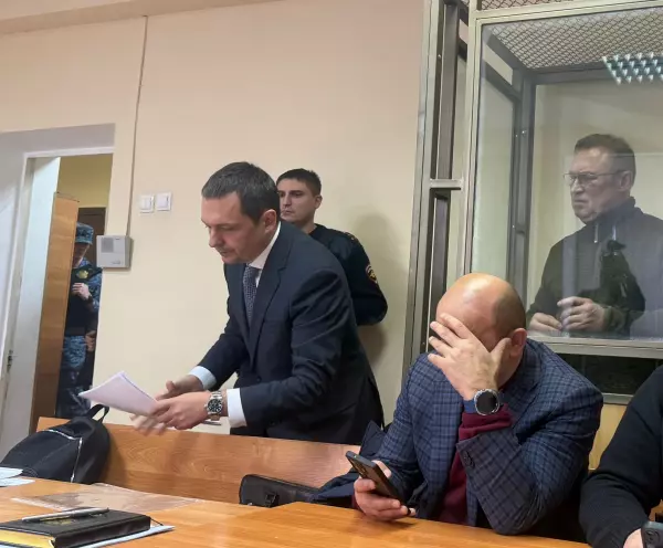 Фото к материалу: Вопросы с готовыми ответами: адвокату Виктора Гончарова запретили подсказывать свидетелю