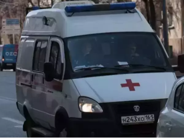 Фото к материалу: В Ростове подросток на питбайке пострадал в ДТП с легковушкой