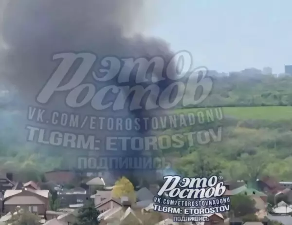 Фото к материалу: В Ростове пожар на улице Мечникова
