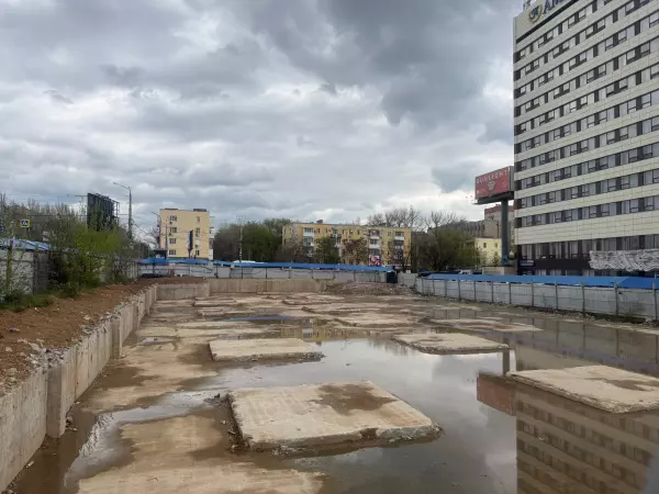 Фото к материалу: Власти Ростова признали проект фонтана рядом с гостиницей «Амакс» не отвечающим требованиям