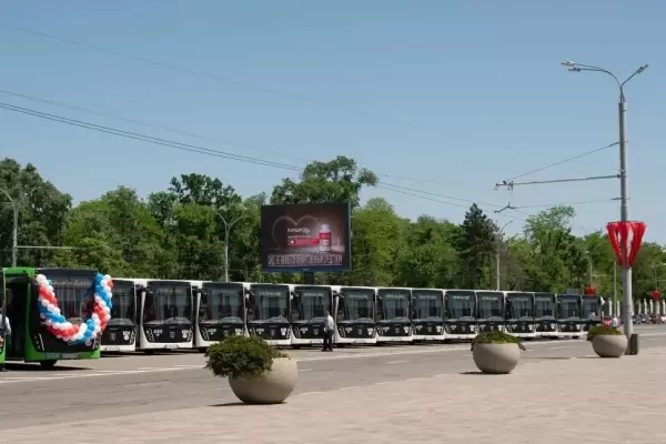 Фото к материалу: В Ростове до конца мая на маршруты выйдут десятки новых автобусов