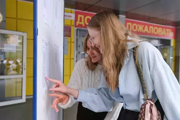 Названы даты когда ростовские ВУЗы будут принимать документы для поступления 