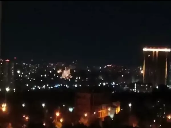 Фото к материалу: В Ростове вечером 7 июня неизвестные запустили фейерверки