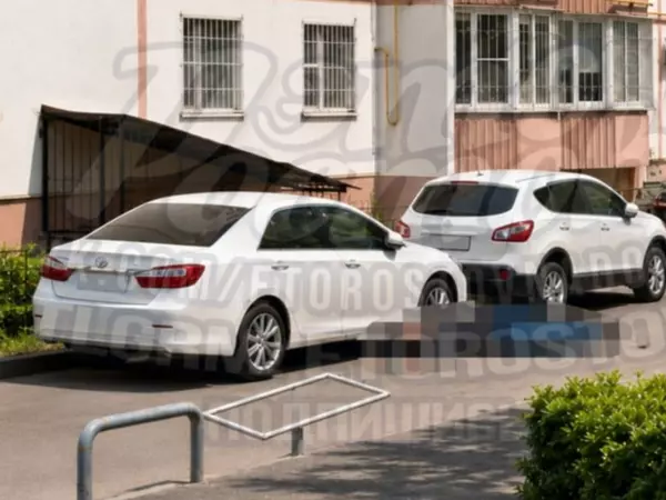 Фото к материалу: В Ростове пенсионерка разбилась насмерть, выпав из окна многоэтажки