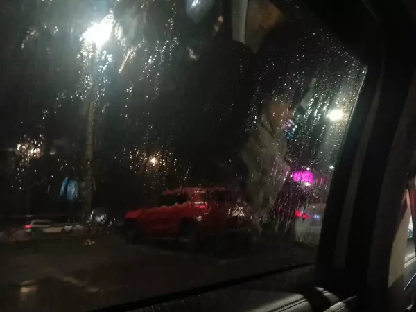 Фото к материалу: В Ростовской области объявлено штормовое предупреждение до 17 июня